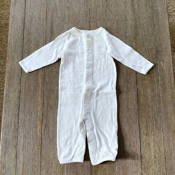 4/$10 Carter’s unisex pajamas - Picture 1 of 6